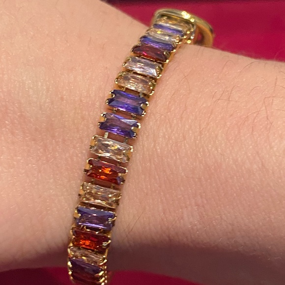 18k Gold Plated Jewel Buckle Bracelet - Picture 3 of 3